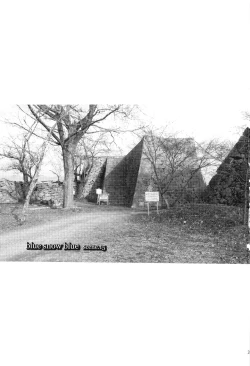 Page 3 of blue snow blue scene.15